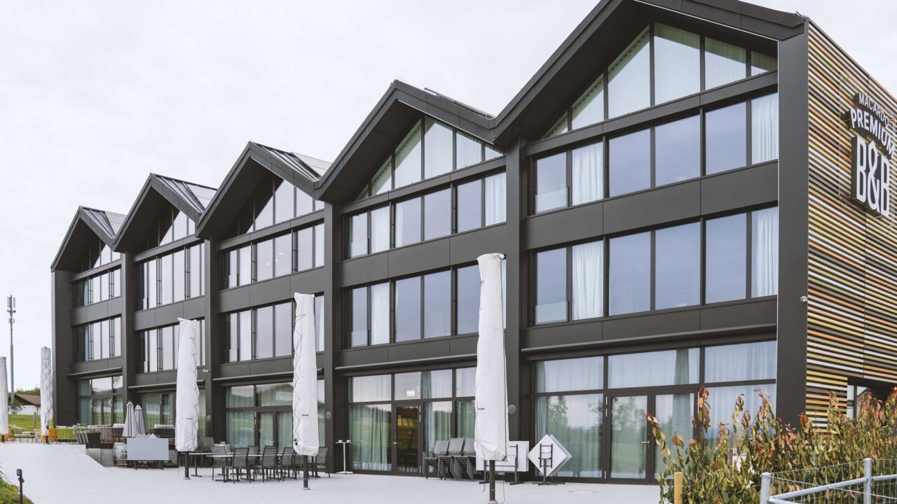 ernst-weber-ag-metall-metallbau-fassade-macardo